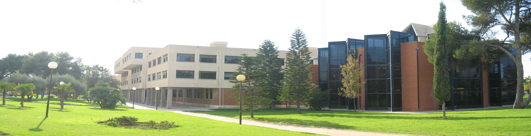 EL PRESIDENTE DE RH HOTELES, JOSÉ HERNÁNDEZ, COMPARTE CON ESTUDIANTES  DE DERECHO SU EXPERIENCIA EMPRESARIAL Y EL PAPEL CLAVE DEL ASESORAMIENTO JURÍDICO